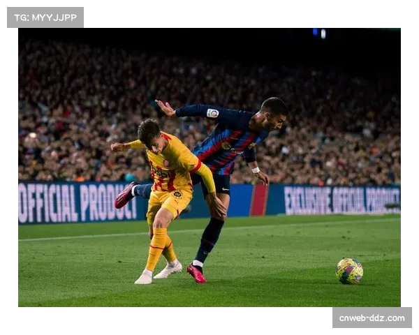 通讯：一座小城的足球狂欢，赫罗纳主场击败巴萨后全城庆祝